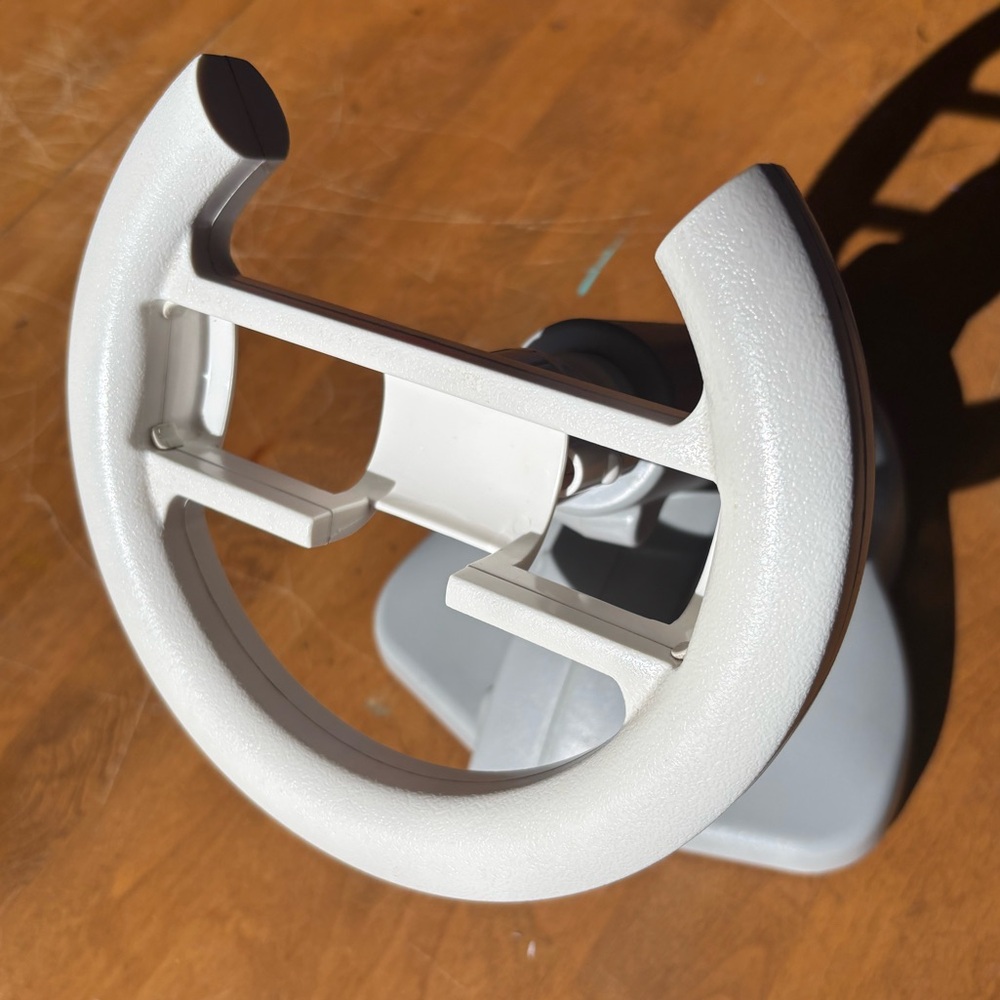Wii car steering wheel remote holder